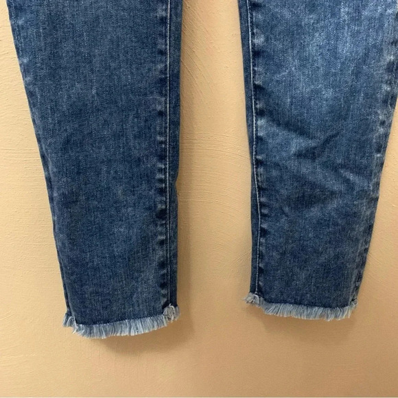 Adriano Goldschmied The Legging Ankle Jean - Picture 9 of 13